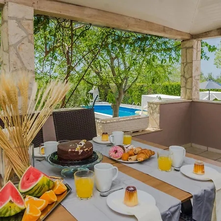 Villa House Zupan *